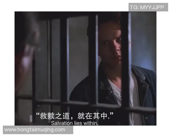 美式足球明星在监狱中的逆袭人生与友情的感人故事